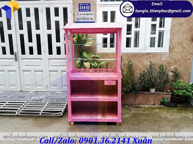 giá tủ gố bán bánh mì