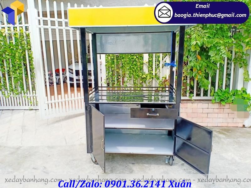 giá tủ bán đồ ăn vặt
