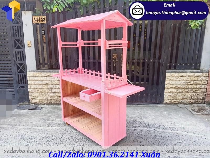 tủ gỗ bán trà sữa