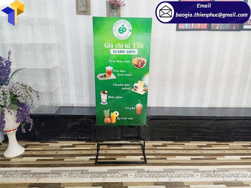 nơi bán standee khung sắt hai mặt