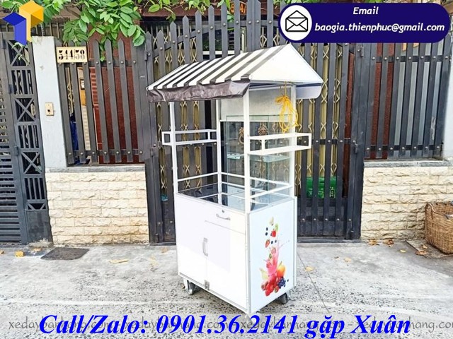 giá tủ bán sinh tố