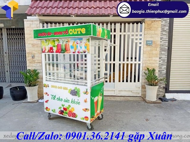 xe bán sinh tố nước ép