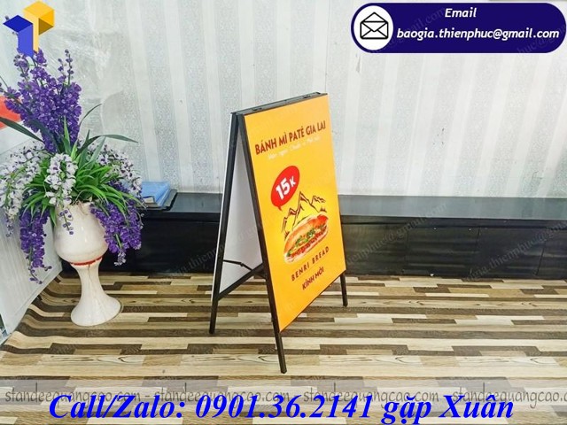 standee chữ a lắp ráp