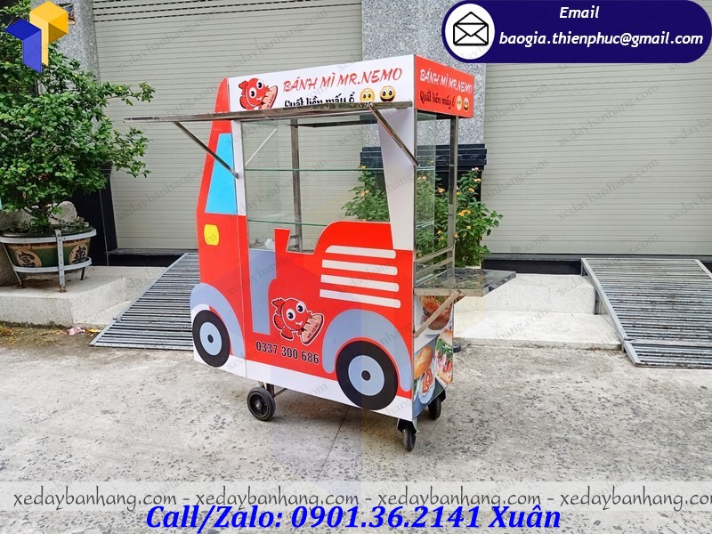 thiết kế xe inox bán bánh mì