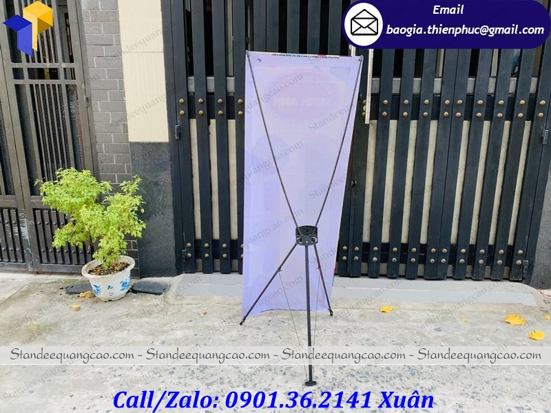 chân standee x treo quảng cáo