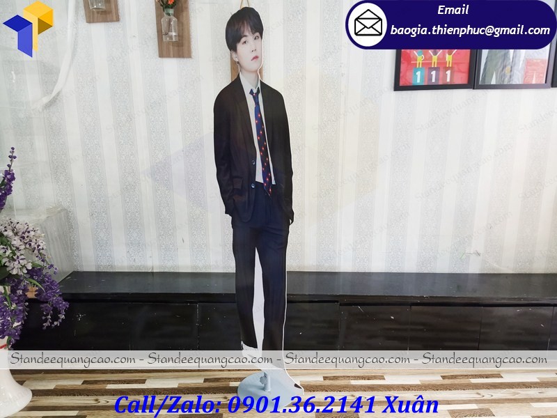 standee mô hình suga bts