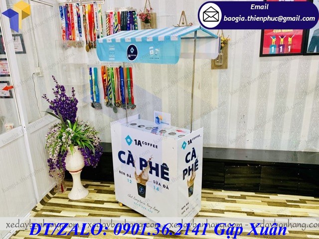 xe bán cà phê vỉa hè