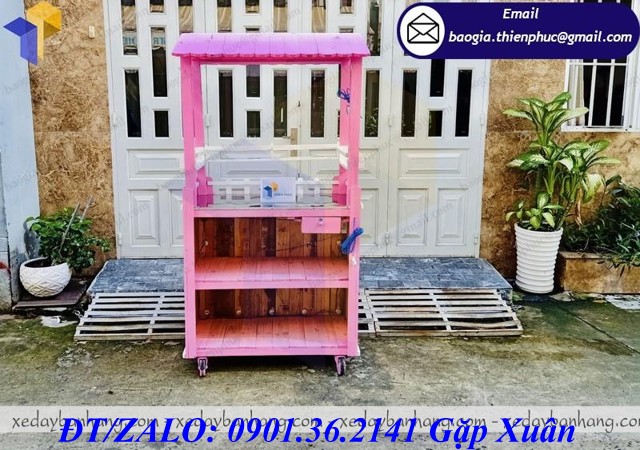 giá tủ gỗ bán đồ ăn vặt