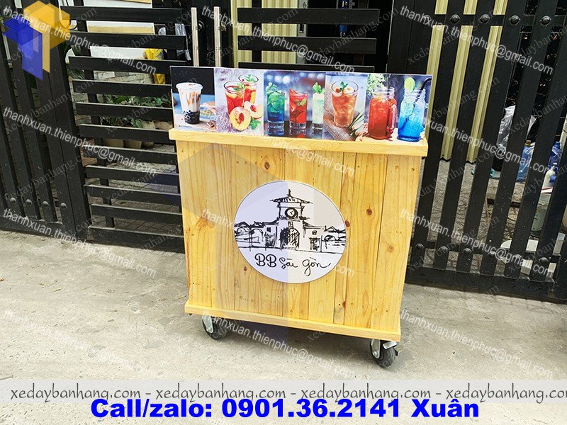 Xe bán coffee bằng gỗ mang đi