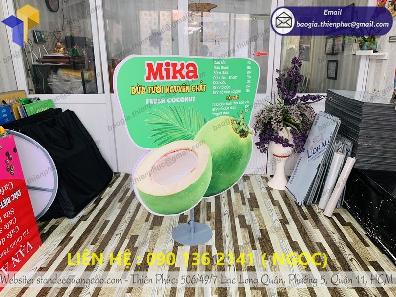 standee mô hình dừa mika