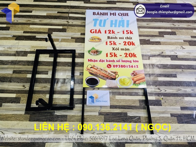 bảng standee chân sắt 2 mặt