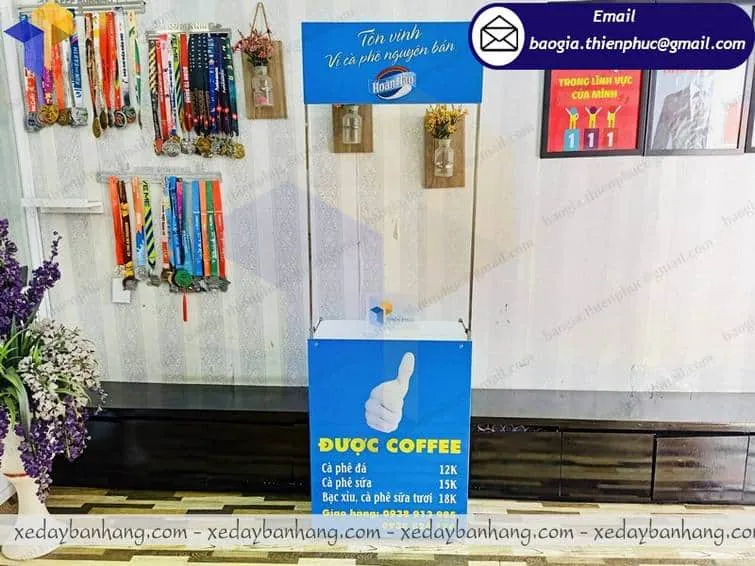 đặt mua booth sắt bán coffee take away