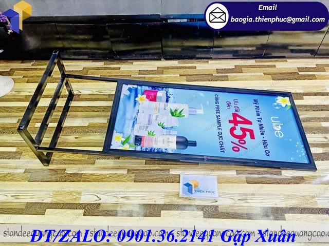 khung standee sọt format hai mặt