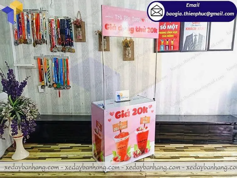 sản xuất booth sắt bán trà dâu