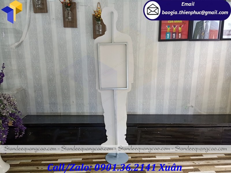 standee mô hình jin