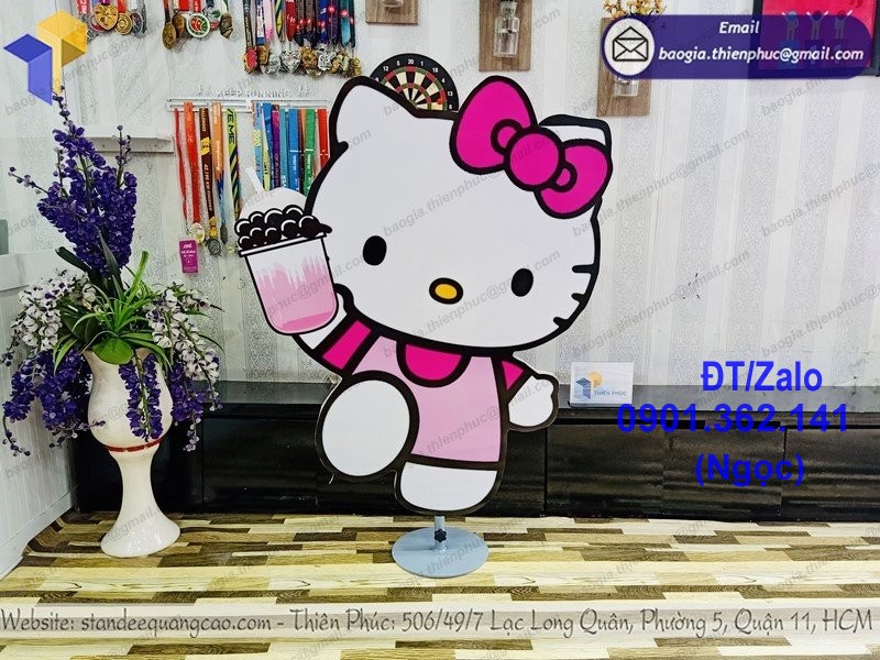 standee mô hình hello kitty 2 mặt