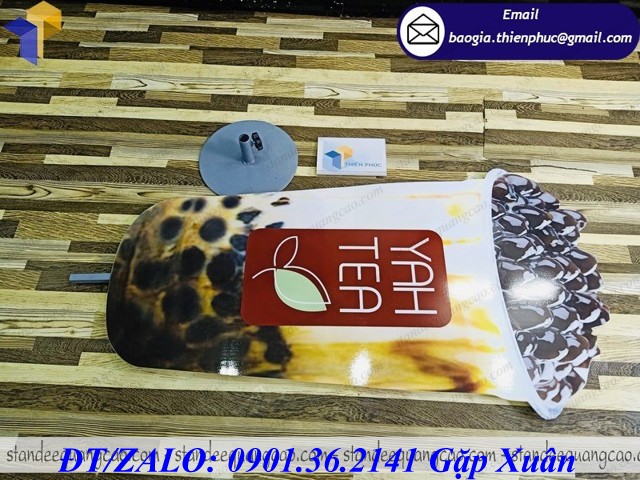 standee mô hình ly trà sữa khổng lồ