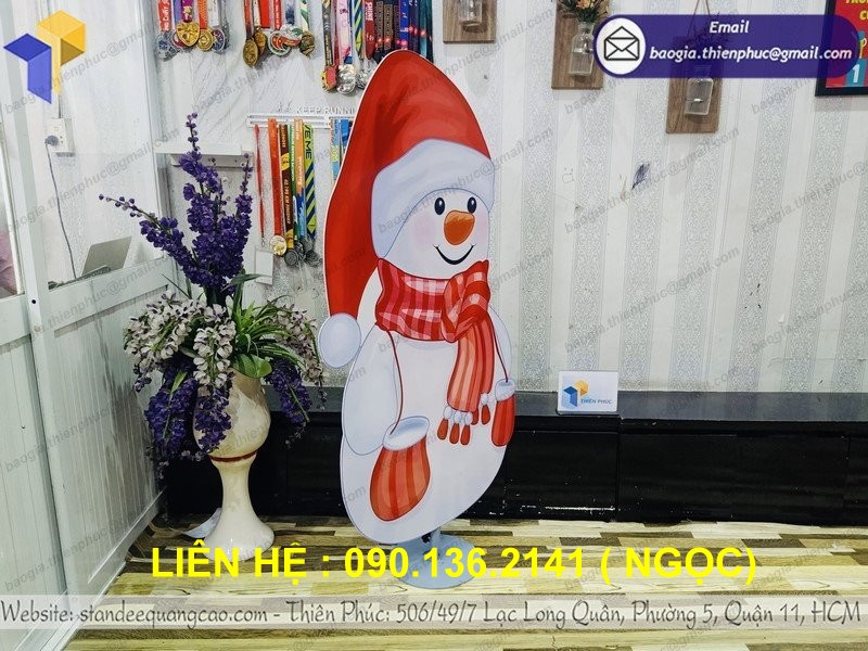 standee mô hình ngoài trời giá rẻ