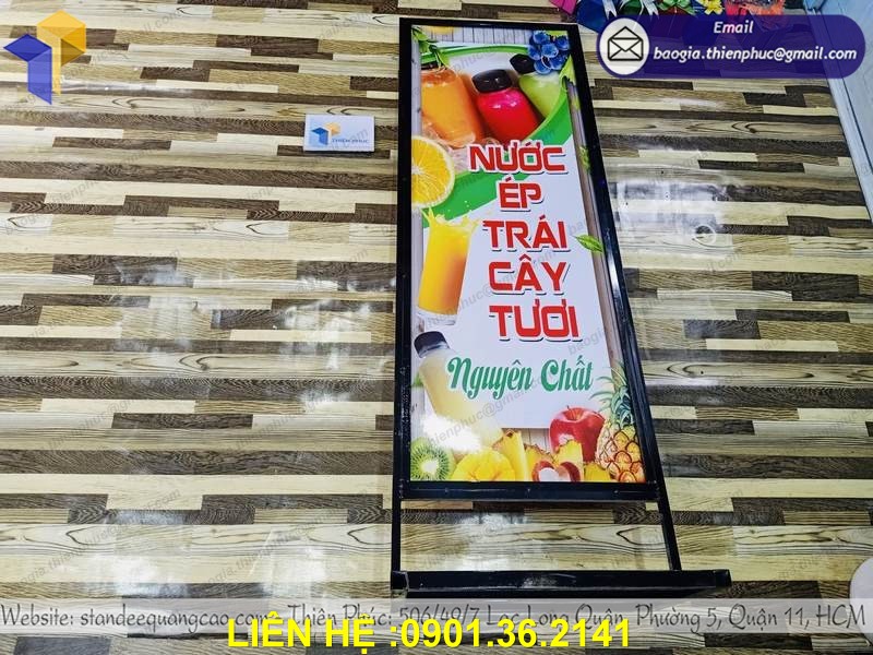 standee sọt khe 2 mặt giá rẻ tại hcm