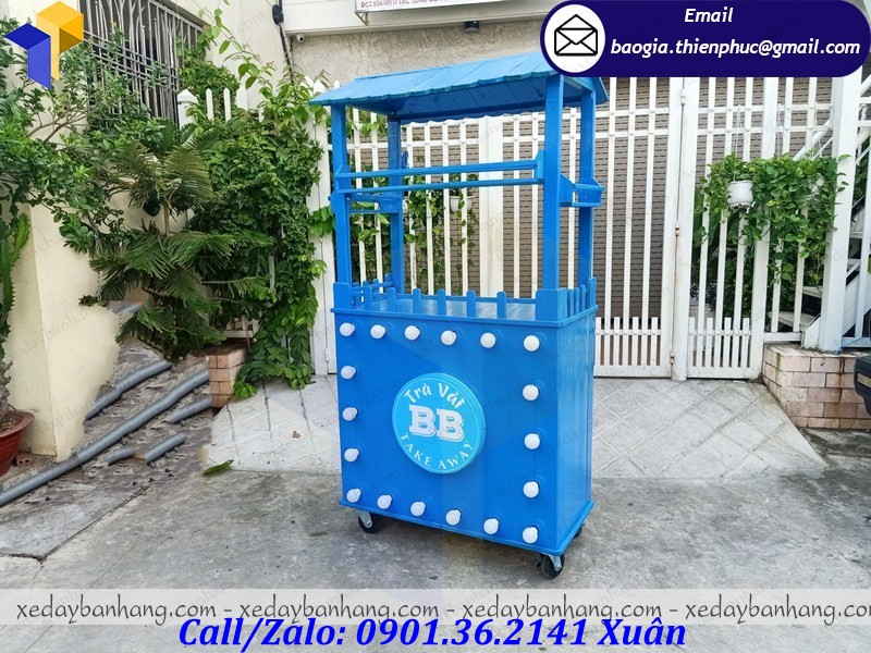 thiết kế tủ bán trà vải bằng gỗ