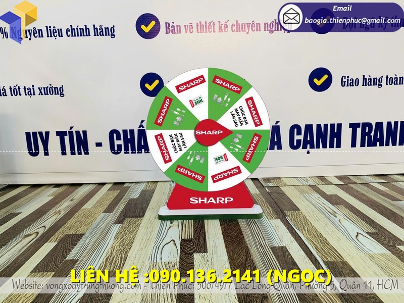 vòng xoay để bàn trúng thưởng