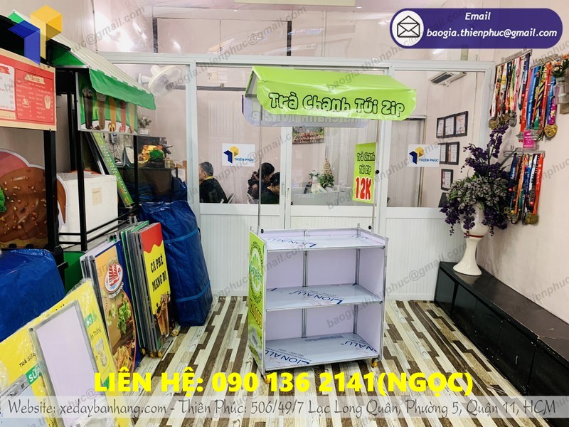 xe bán trà chanh gấp gọn