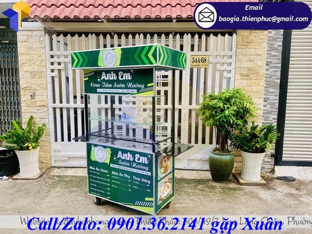 xe đẩy bán cơm