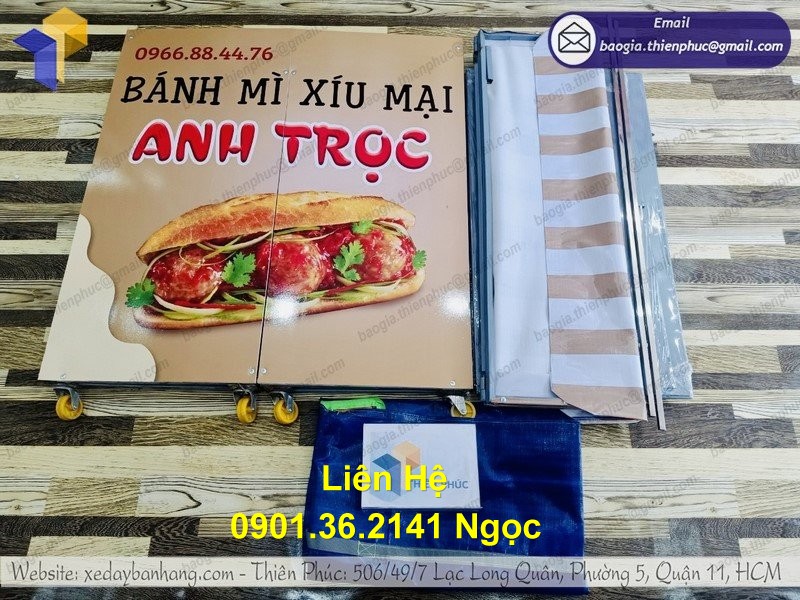 xe lắp ráp bán bánh mì xíu mại